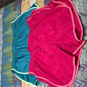 Ladies sz Large shorts made by Members Mark - set of 2